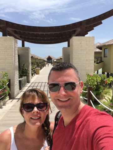 Chris & Brett taking a selfie in Mexico